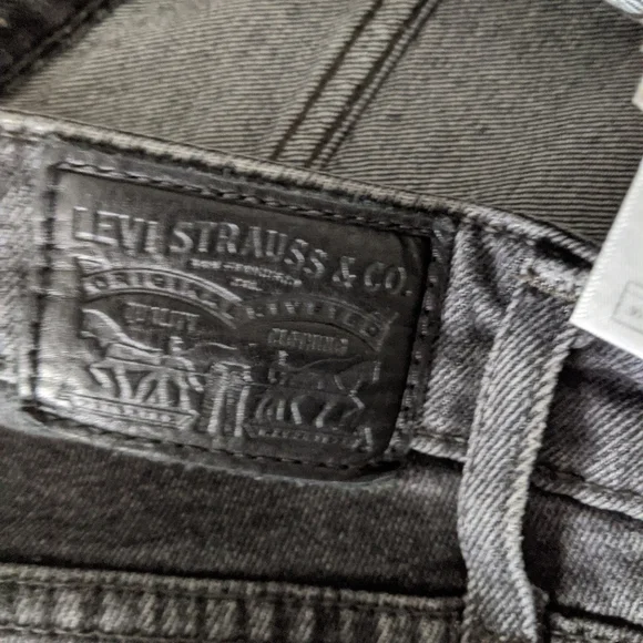 Distressed Grey Levi High Rise Skinny - Picture 3 of 8